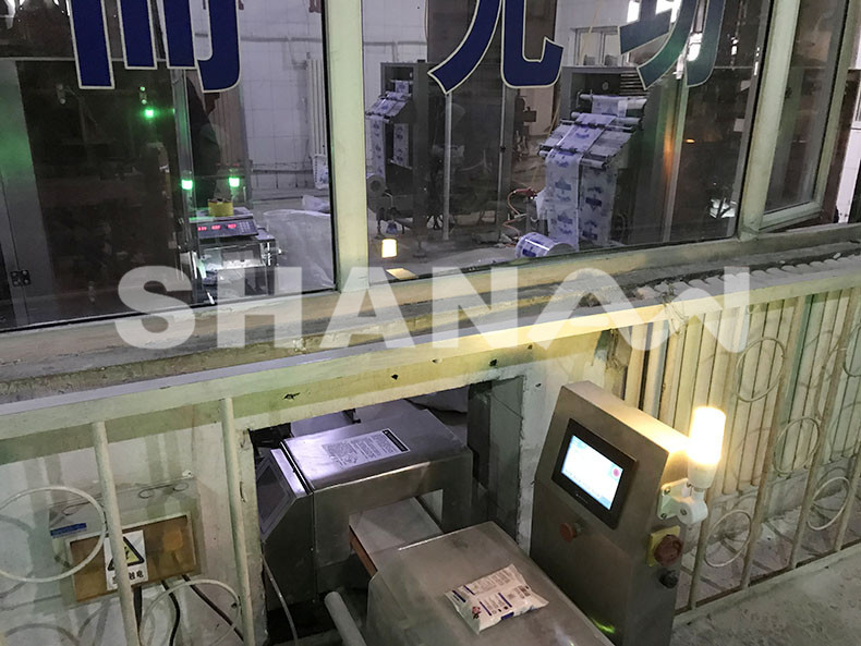 金屬檢測機(jī) 金屬檢測機(jī)